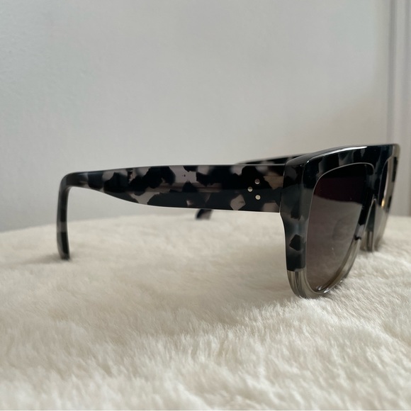 Classic Celine Tortoise Sunglasses - Picture 2 of 6